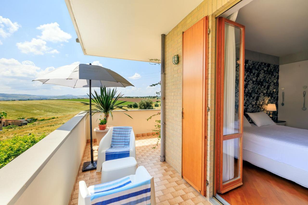 B&B Il Tiglio Porto SantʼElpidio Extérieur photo